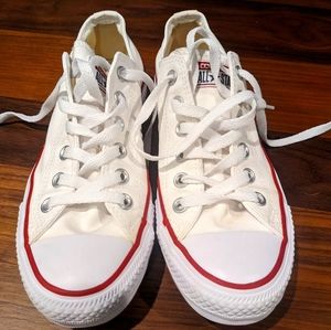 Converse Chuck Taylor All Star low top sneakers
